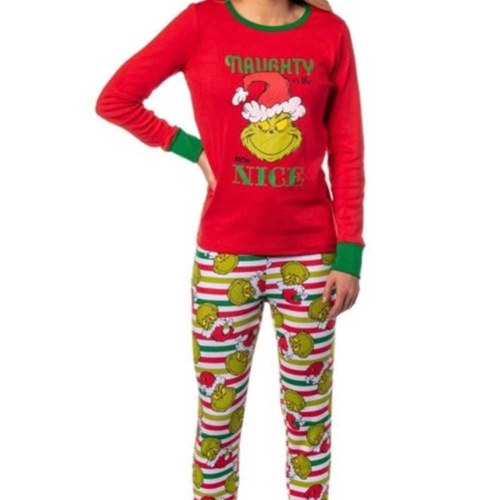 Dr. Seuss Grinch Family Matching Christmas Pajamas Women’s Petite Medium